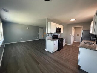 5930 Fiesta Ave Unit D, Portage, IN 46368