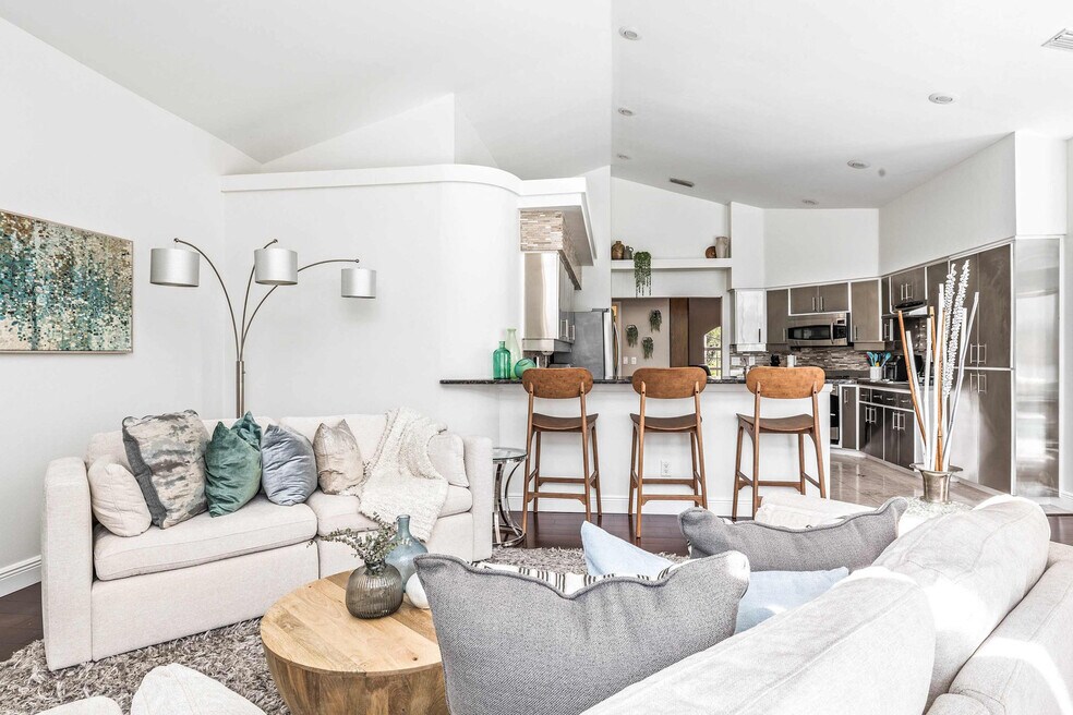 10108 Lake Julia Cir unit ID1053156P, Odessa, FL 33556 - photo 1