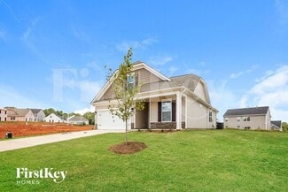 14 Ramblehurst Rd, Greenville, SC 29605