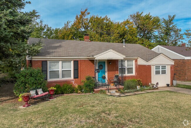 The use of natural elements like brick and stone are common in Creston Hills.