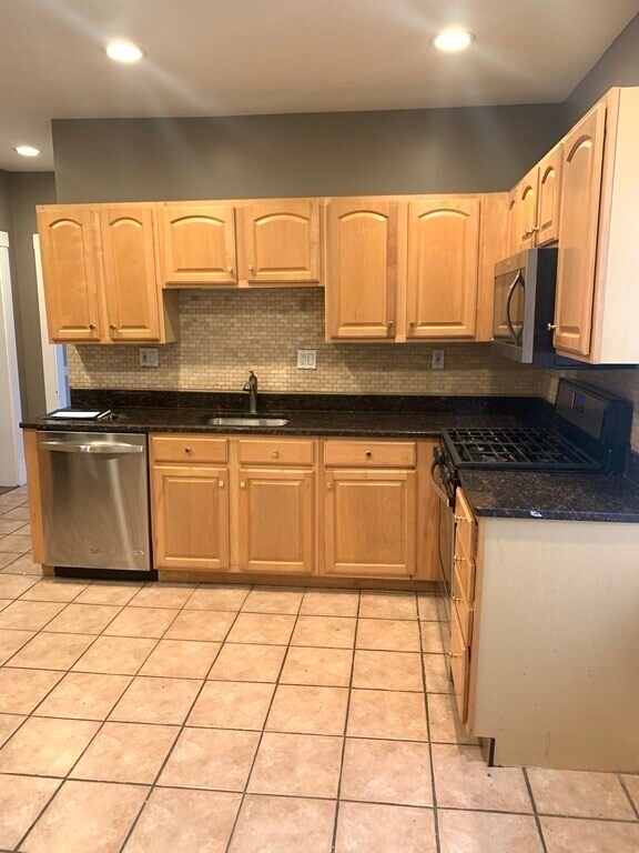 137 Sharon St Unit 1, Medford, MA 02155