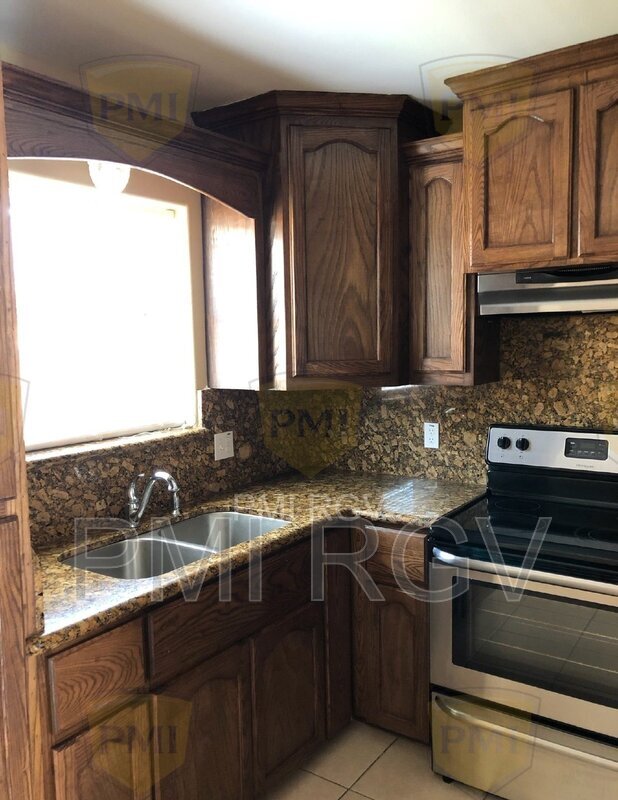 306 W Amy Dr unit B, San Juan, TX 78589 - photo 4