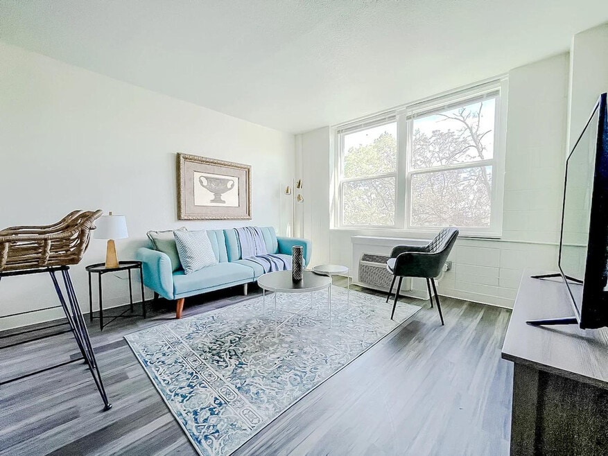 2515 Burnet Ave unit ID1036782P, Cincinnati, OH 45219 - photo 1