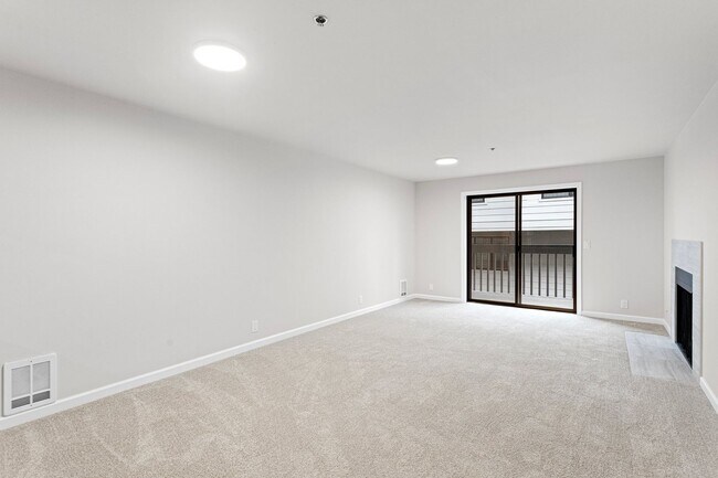 The Carriage House, Bothell, WA 98011 - photo 7