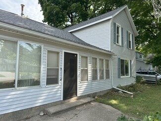 214 W Church St, Remus, MI 49340