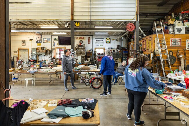 The Food Pantry Garage Sale is a garage sale in Woodville that is a part of the community garage sale that takes place every Memorial Day weekend.