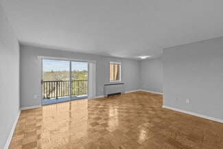10225 Frederick Ave, Kensington, MD 20895