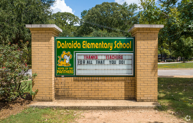 Dalraida Elementary School is located at 440 Dalraida Rd, Montgomery, AL 36109.