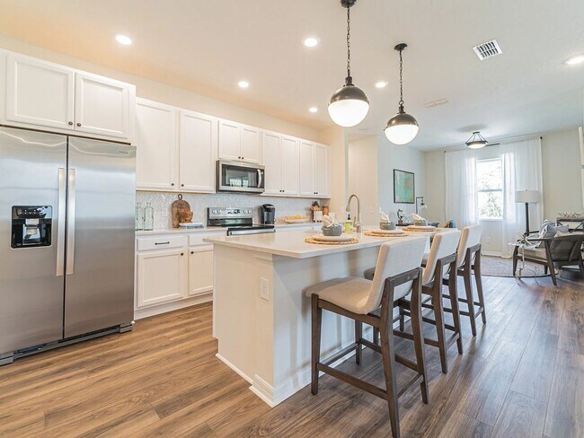 289 Conway Ave unit 36450971, Magnolia Square, FL 34771 - photo 3