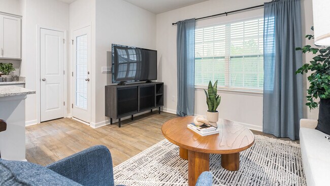 208 Moyer Dr, Burlington, NC 27253 - photo 6