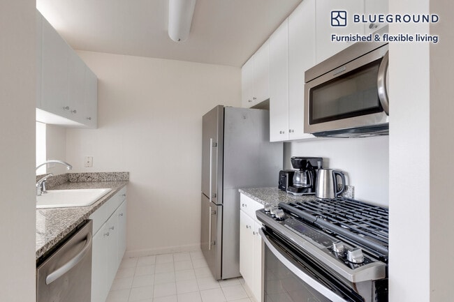 255 W 94th St unit FL9-ID1993, New York, NY 10025 - photo 5