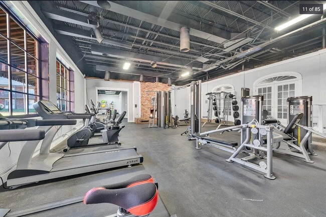 The Residences at Windsor, Charlotte, NC 28205 - photo 4