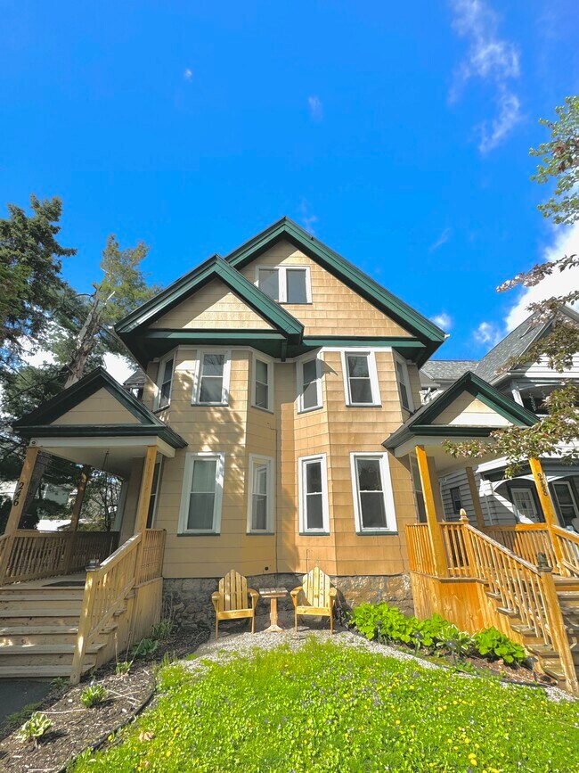 246-248 Richard St Unit 248, Rochester, NY 14607