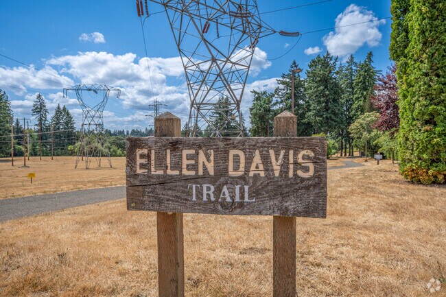 Ellen Davis Trail runs throughout the West Minnehaha neighborhood.