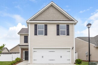 539 Hill Crest Cir, Hiram, GA 30141