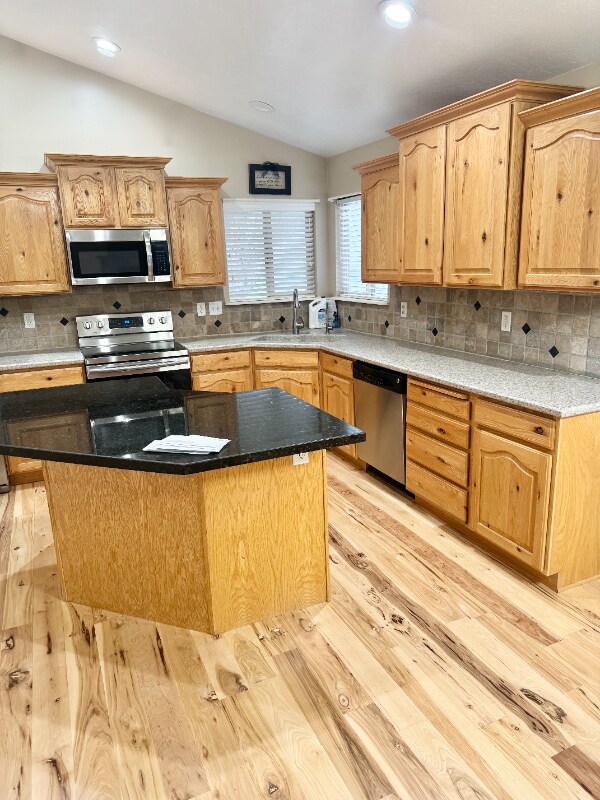 10369 S 2840 W, South Jordan, UT 84095 - photo 2