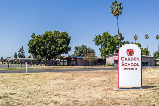 Students learn to excel at Carden School of Fresno.