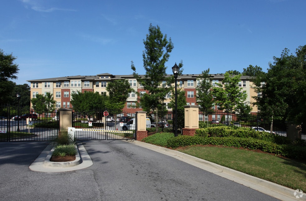 Candler Forrest Apartments