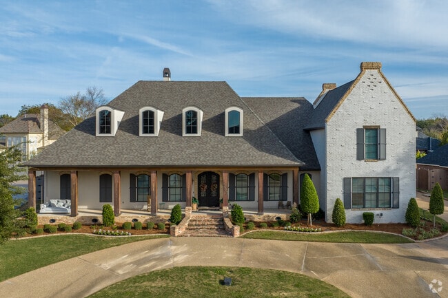 Unique homes line some of the roads at Brownlee-Honore.