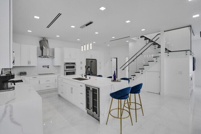 3824 SW 49th Place unit ID1255736P, Fort Lauderdale, FL 33312 - photo 3