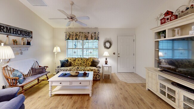 3525 Idlewood Loop, The Villages, FL 32162 - photo 2