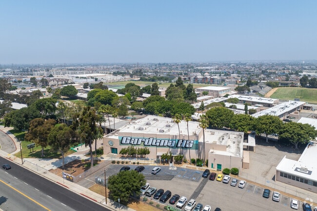 Gardena Senior High School is located on W 182nd St.