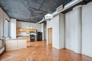 10 4th St E, Saint Paul, MN 55101