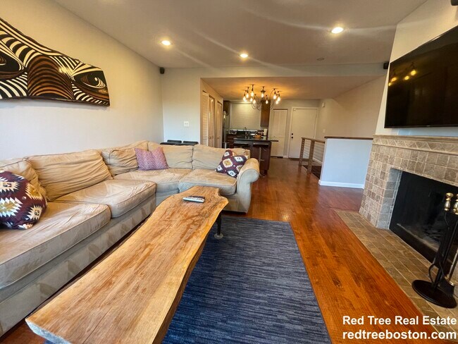 196 Allston St, Allston, MA 02134 - photo 2