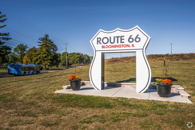 Experience living history with a ride down the iconic Rt. 66, a short ride away from Oakridge.