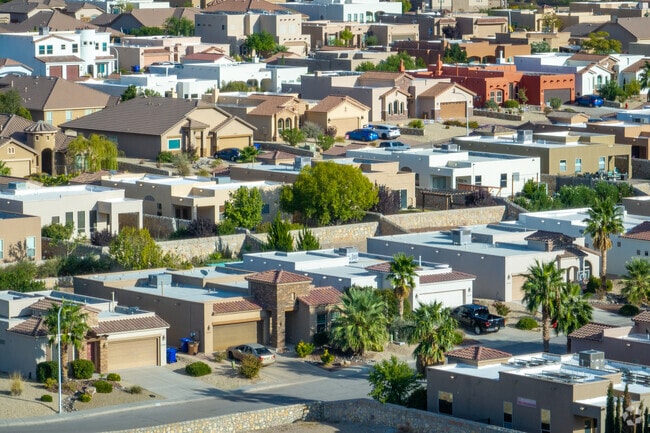 Sonoma Ranch East has a variety of housing types, from townhomes to spacious family homes.