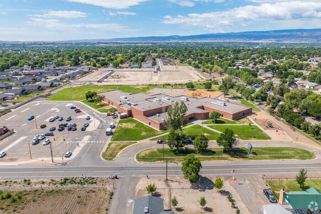 Thunder Mountain Elementary School.