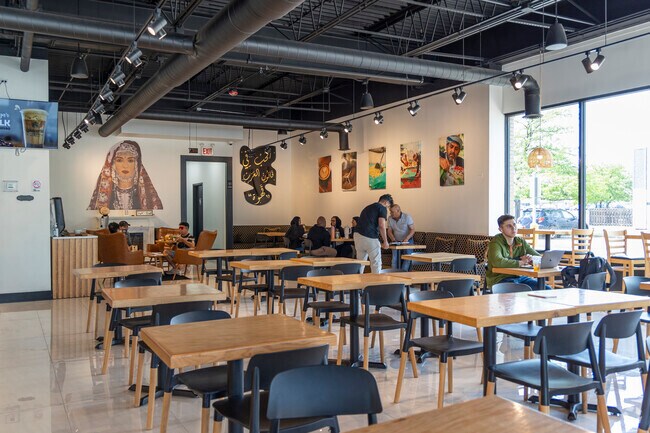 Qamaria Yemeni Coffee has the best coffee and tea near Burbank.