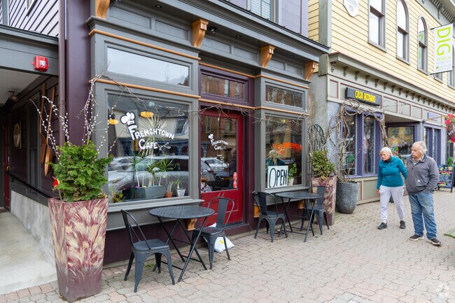 Frenchtown is highly walkable, with charming streets, accessible shops, and scenic river views, perfect for strolls.