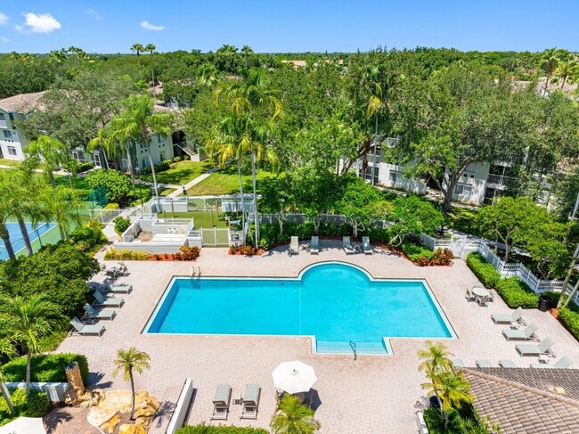 2159 Polo Gardens Dr unit 202, Wellington, FL 33414 - photo 5