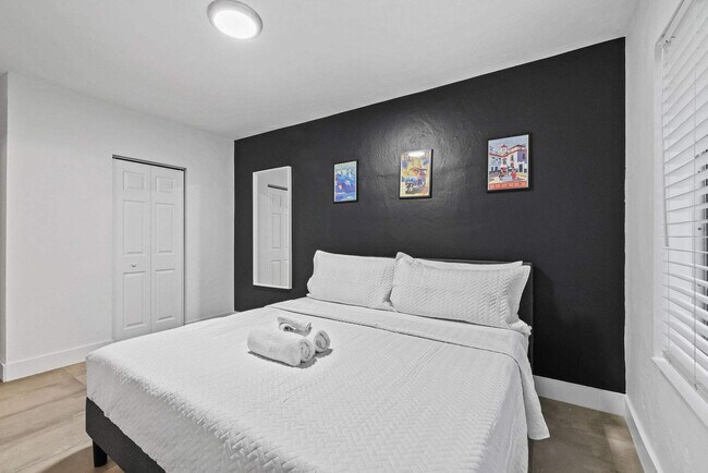 7340 Harding Ave unit FL1-ID1240909P, Miami Beach, FL 33141 - photo 6