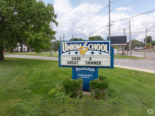 Union Elementary School is located at 20 S. 27th Street in Belleville, IL.