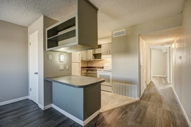 The Residences at Edmond Park, Edmond, OK 73034 - photo 3