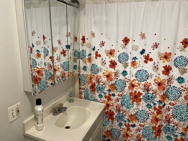 10 Cambridge Terrace unit 1, Cambridge, MA 02140 - photo 4