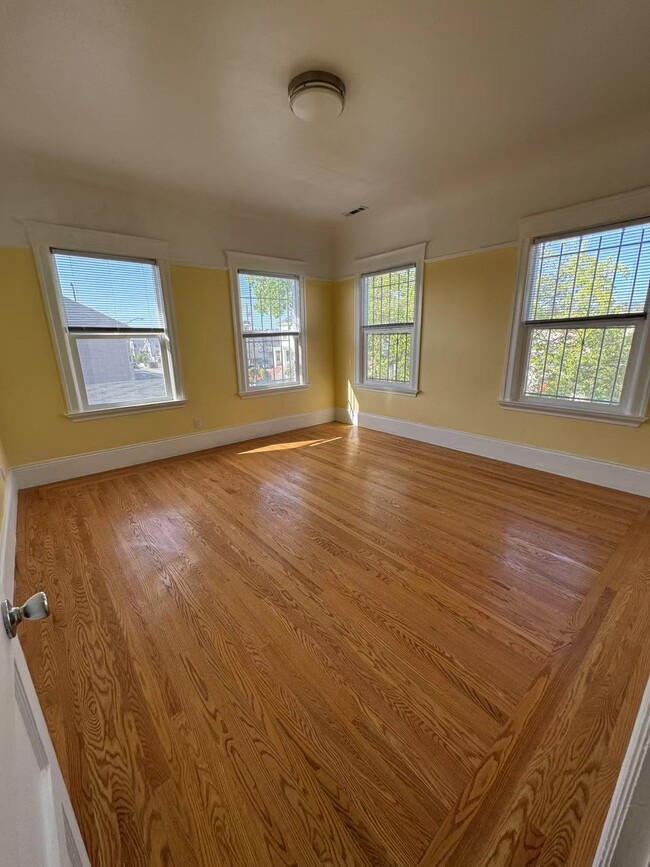 629 E 15th St Unit 629 E 15th St, Oakland, CA 94606