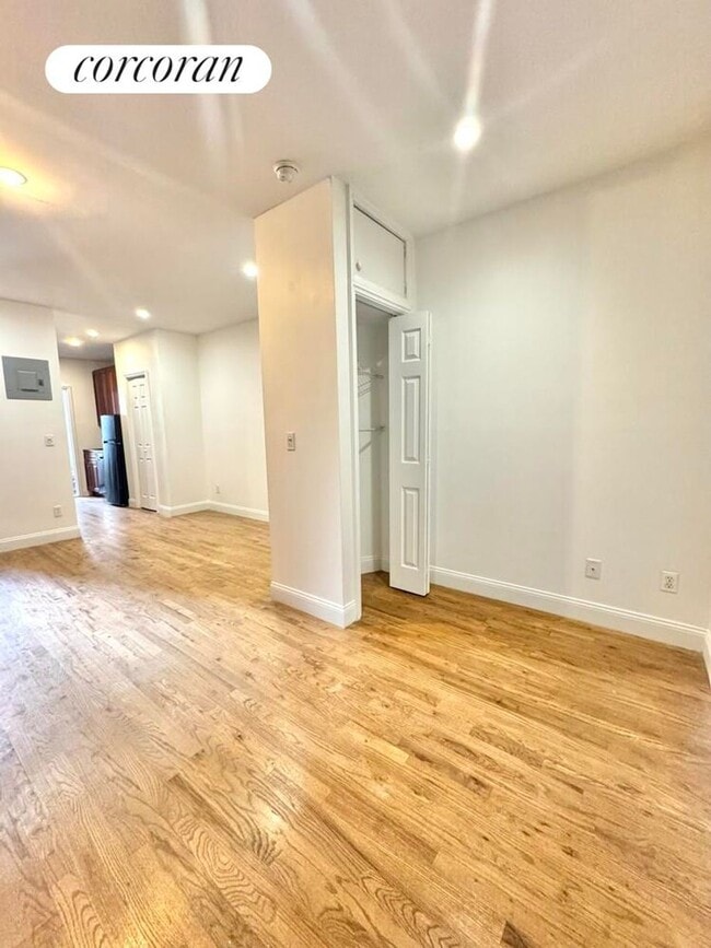 509 E 81st St, New York, NY 10028