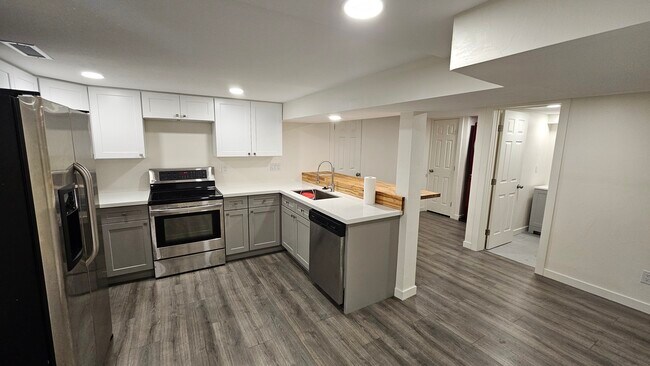3407 S 3690 W unit Basement, Salt Lake City, UT 84120 - photo 5