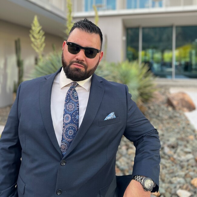 Agent Photo