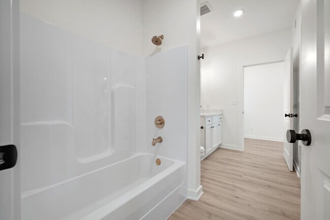 The Balconies at Heritage 7331, Barling, AR 72923 - photo 4