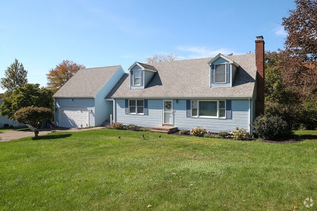 Cromwell is a town in Middlesex County, Connecticut, located in the middle of the state.