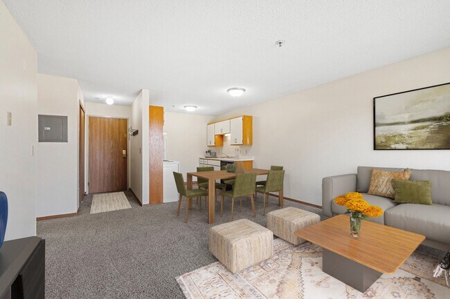 Camelot Square Living, Coon Rapids, MN 55433 - photo 2