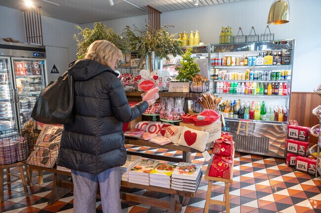 Little Original Joe's has a fantastic assortment of Italian foods in West portal.