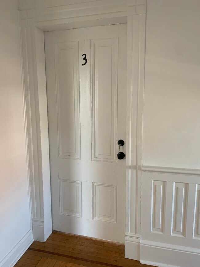 634 S Sycamore St, Petersburg, VA 23803 - photo 5