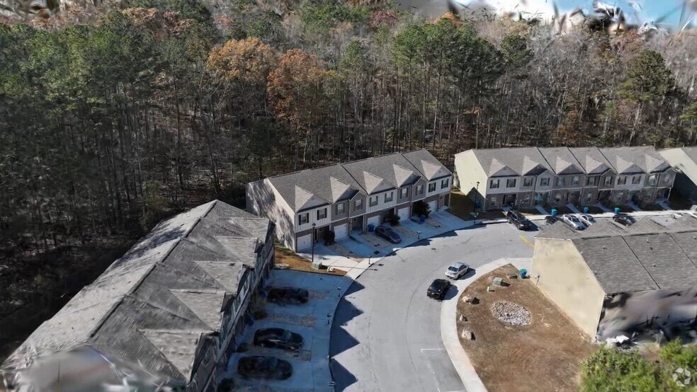 1609 Creel Ln, Atlanta, GA 30349 - photo 2