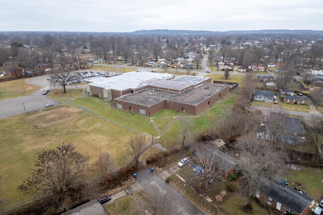 The student population of Conway Middle is 777 and the school serves 6-8.