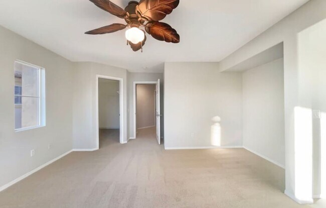 24130 Tango Dr, Valencia, CA 91354 - photo 5